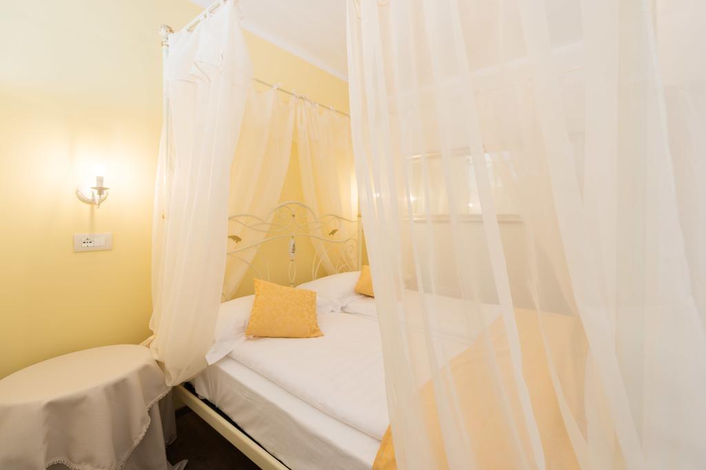 Locanda Fassa Brenzone sul Garda Room photo